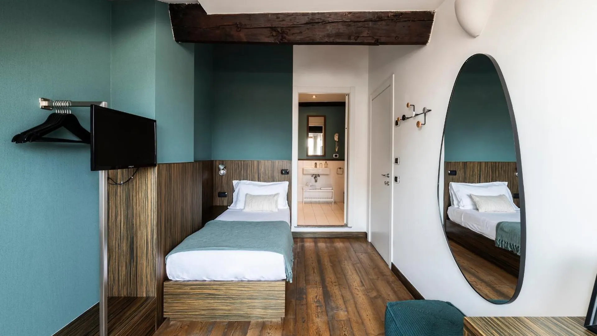 Easylife - Suite In Colonne San Lorenzo Milano 0*, Milan Italy