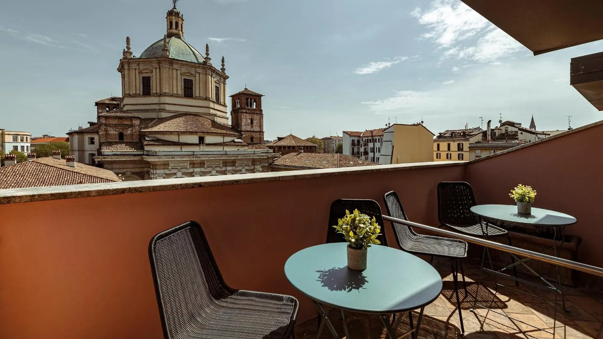 Guest house Easylife - Suite In Colonne San Lorenzo Milano Italy